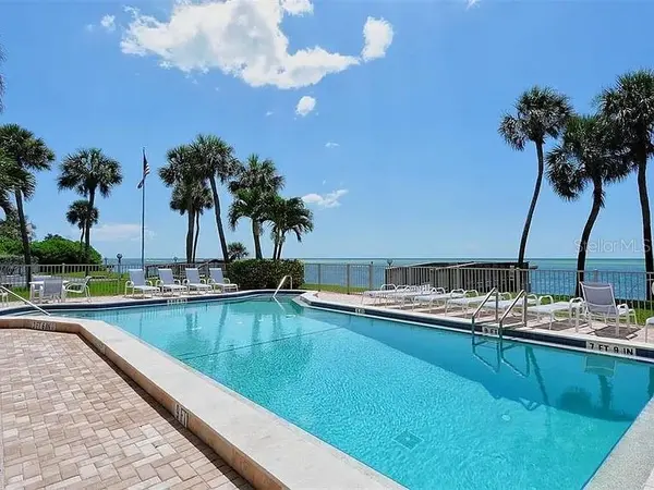 4822 OCEAN BLVD #3D, Sarasota, FL 34242