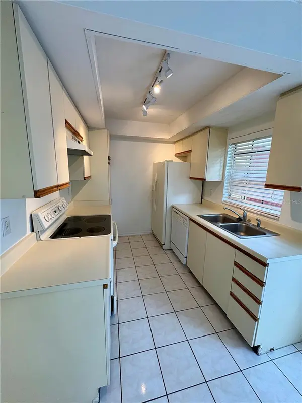 3243 FOREST OAKS COURT #117, Winter Park, FL 32792