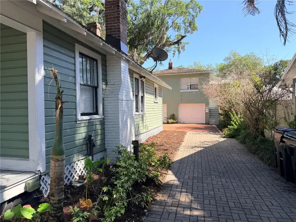 1004 PALMER ST, Orlando, FL 32801