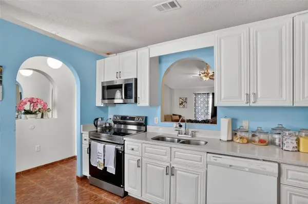 6820 POMEROY CIR, Orlando, FL 32810