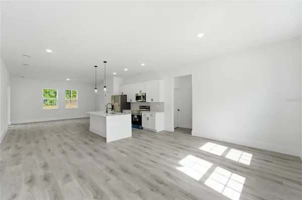 226 E CALDWELL DR, Dunnellon, FL 34434