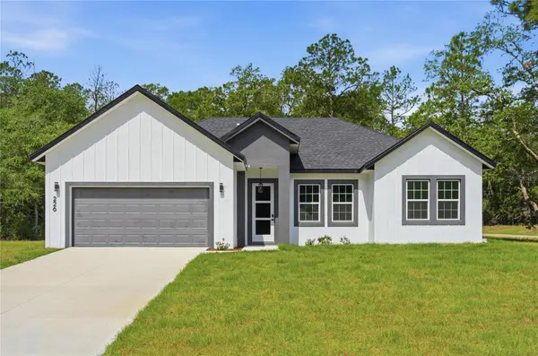 226 E CALDWELL DR, Dunnellon, FL 34434