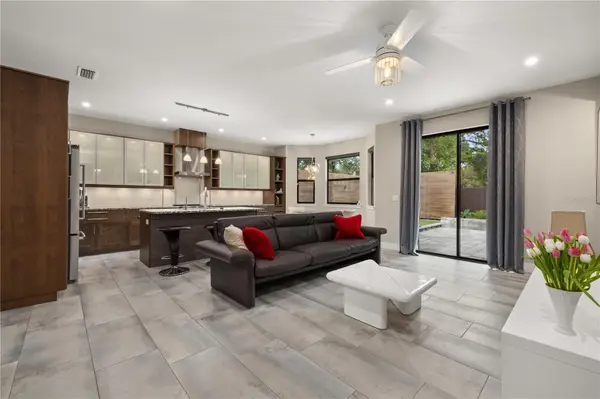 3526 E CRYSTAL LAKE AVE, Orlando, FL 32806
