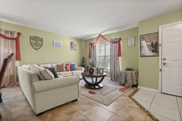 268 TAVESTOCK LOOP, Winter Springs, FL 32708