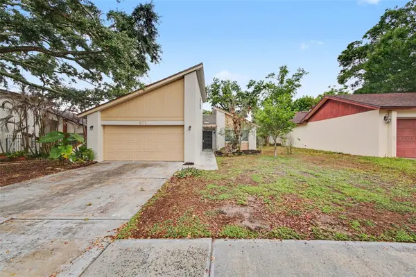 871 BEACH BREEZE DR, Orlando, FL 32835