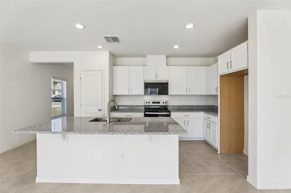 379 SEQUOIA DR, Lake Wales, FL 33859