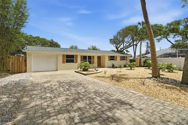 1 CARLEY CIR, New Smyrna Beach, FL 32169