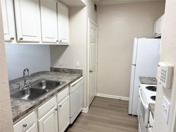 911 N ORANGE AVE #445, Orlando, FL 32801
