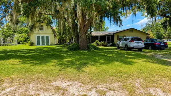 150 W 11TH ST, Chuluota, FL 32766
