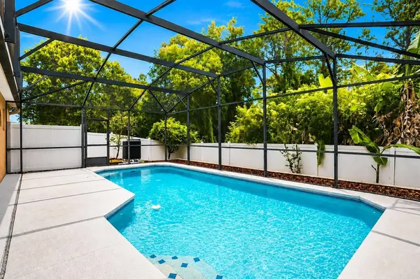 2015 CORNER SCHOOL DR, Orlando, FL 32820