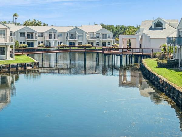 2564 WOODGATE BLVD #204, Orlando, FL 32822