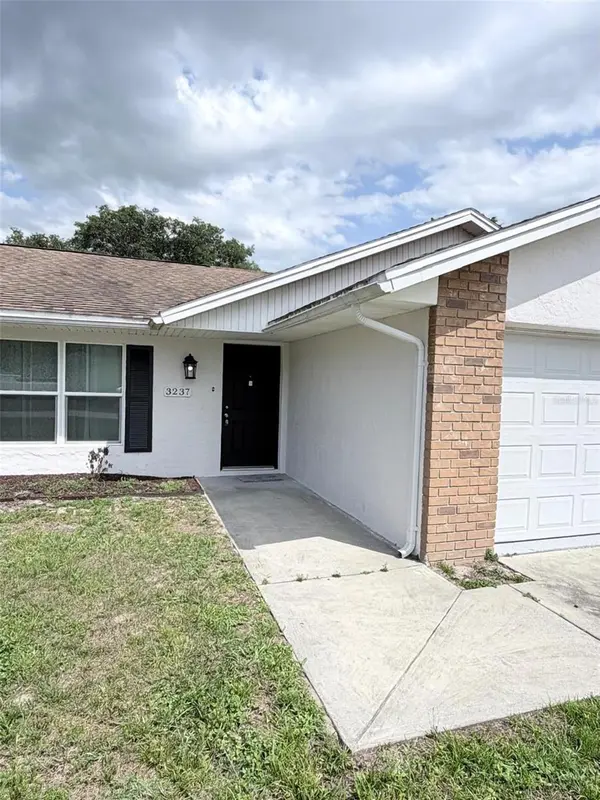 3237 LONDON AVE, Deltona, FL 32738