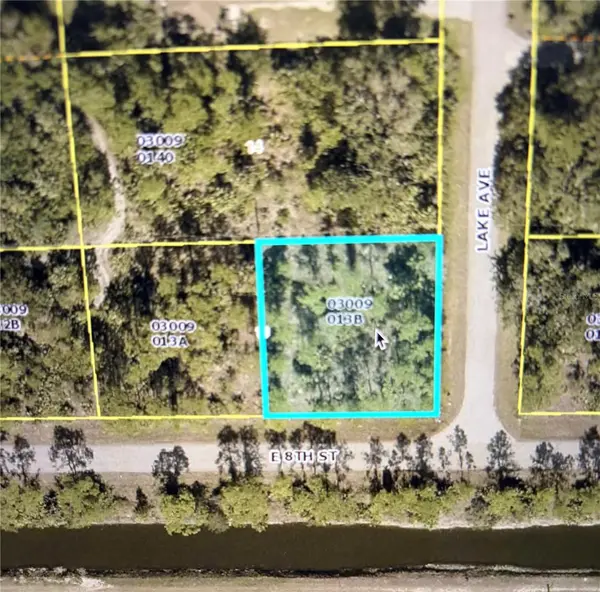 807 E 8TH ST, Lehigh Acres, FL 33972