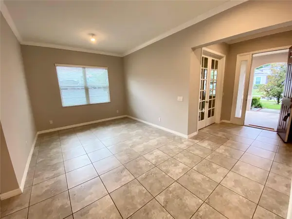 1015 GRAND HILLTOP DR, Apopka, FL 32703