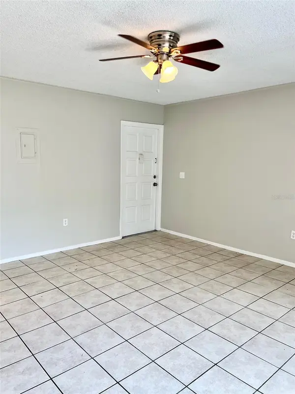 6065 VILLAGE CIR #6065, Orlando, FL 32822