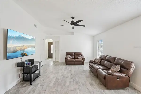 2744 PALM ISLE WAY, Orlando, FL 32829
