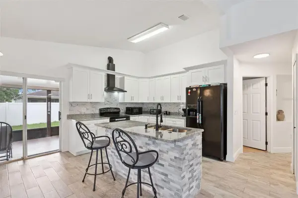 2744 PALM ISLE WAY, Orlando, FL 32829