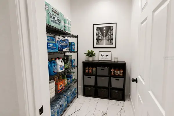 67 W 10TH ST, Apopka, FL 32703