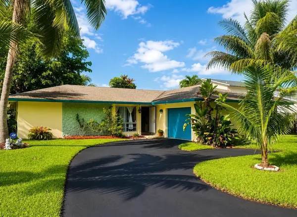 7551 SW 42ND PL, Davie, FL 33314