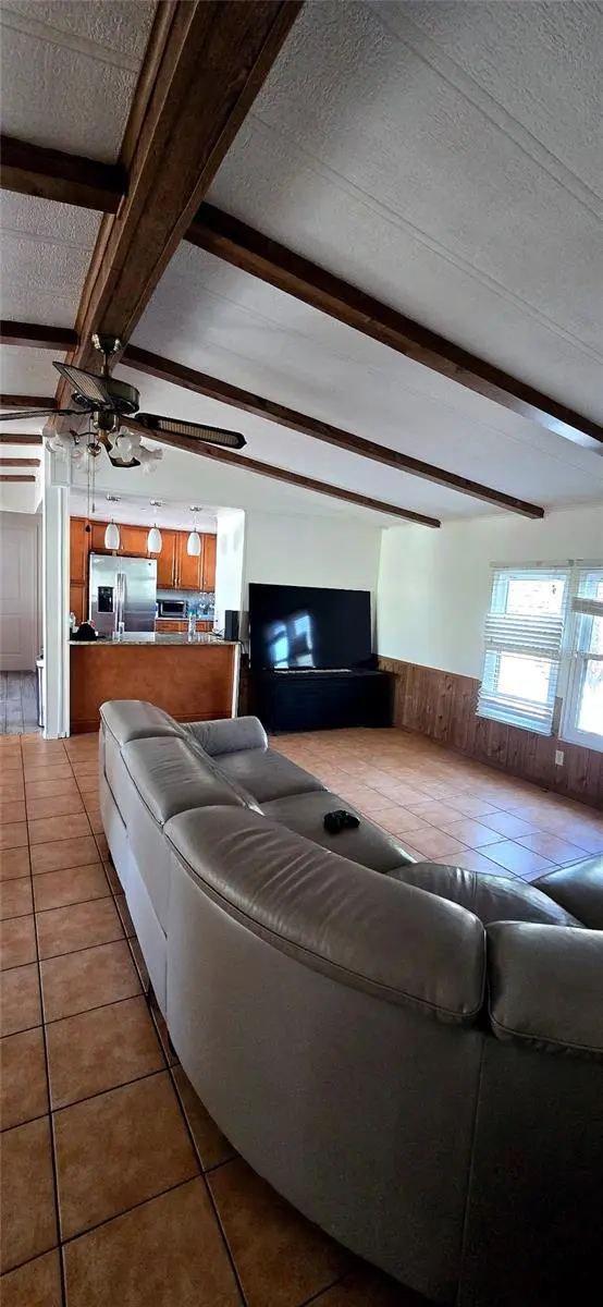 14820 COUNTY ROAD 48, Astatula, FL 34705