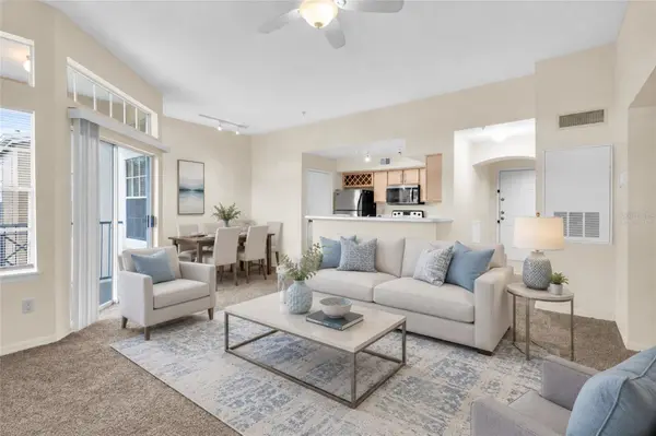 7280 WESTPOINTE BLVD #831, Orlando, FL 32835