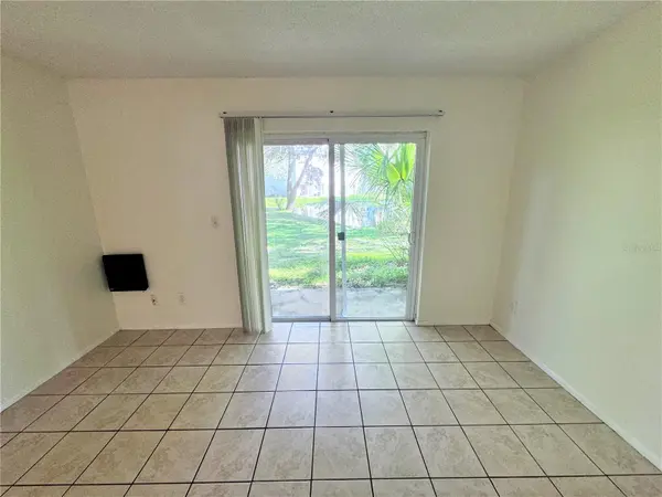 7177 E BANK DR #102, Tampa, FL 33617