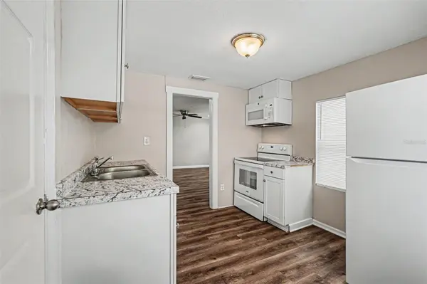 828 E 145TH AVE, Tampa, FL 33613