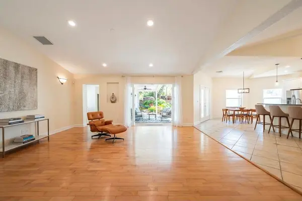 1015 VENETIAN AVE, Orlando, FL 32804
