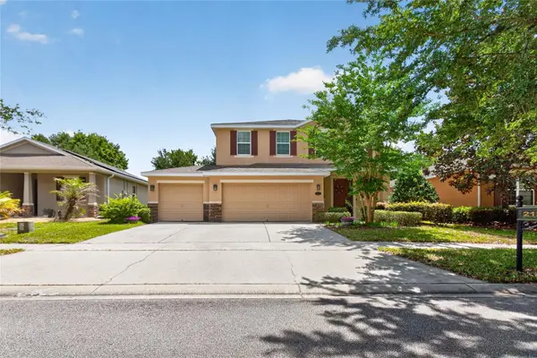 213 VICTORIA TRAILS BLVD, Deland, FL 32724