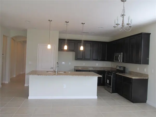 2404 SABASTIAN ST, Mount Dora, FL 32757