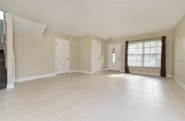 9551 CHANDON DR, Orlando, FL 32825