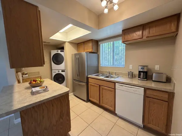 5568 GREEN SHADOWS PL #21-1, Orlando, FL 32811