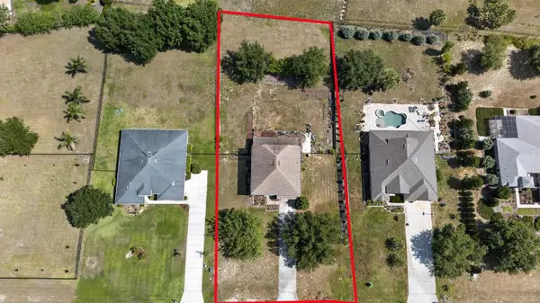 24215 WELDON DR, Eustis, FL 32736
