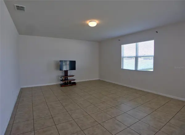 3576 BRISTOL COVE LN, St Cloud, FL 34772