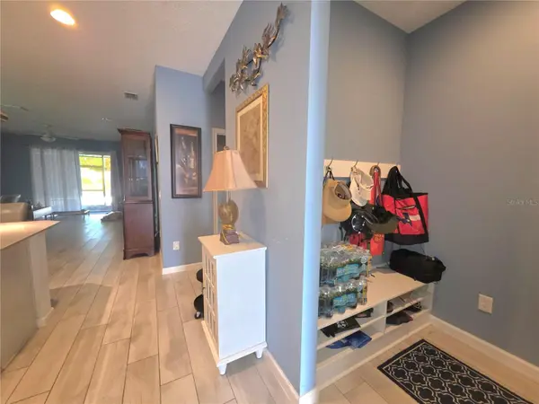 958 COMPASS LANDING DR, Orange City, FL 32763