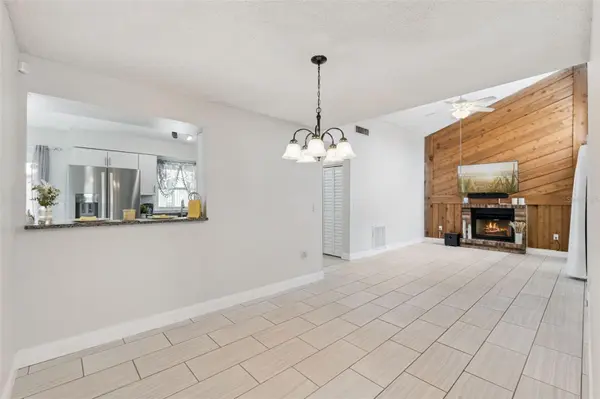 2026 KINGS XING SW, Winter Haven, FL 33880