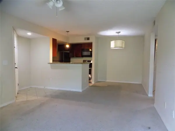 5116 CONROY RD #16, Orlando, FL 32811