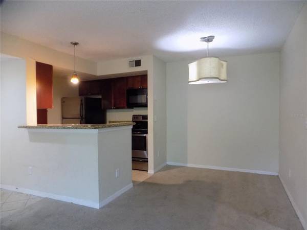 5116 CONROY RD #16, Orlando, FL 32811