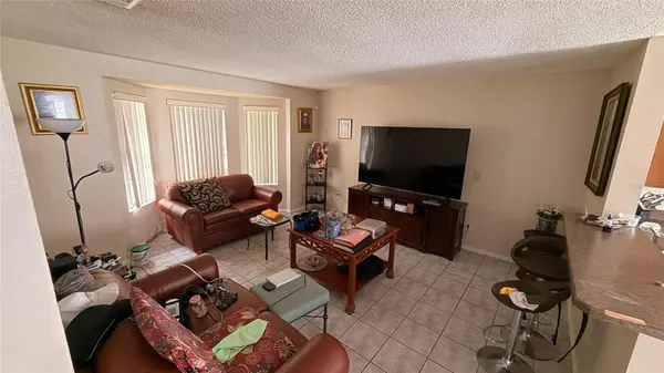 187 PINEWOOD CIR, Kissimmee, FL 34743