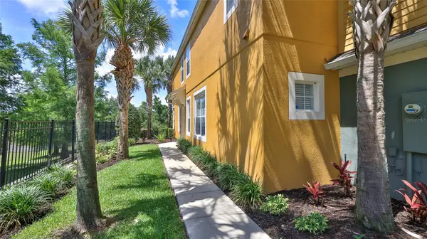 1102 BERKMAN CIR, Sanford, FL 32771