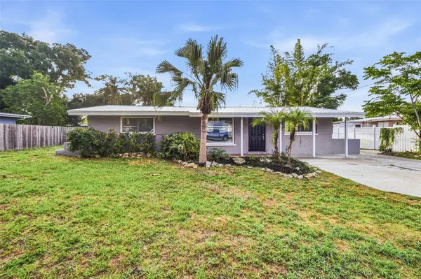 5917 OLIVE AVE, Sarasota, FL 34231