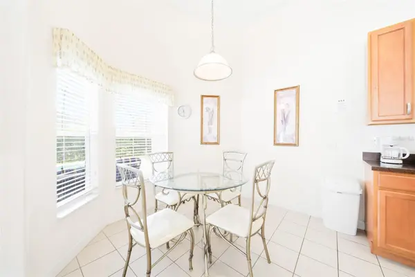 723 OLD BRIDGE CIR, Davenport, FL 33897