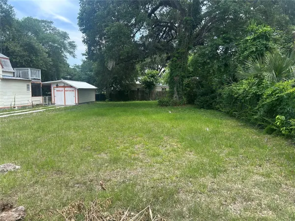 147 KINGSTON AVE, Daytona Beach, FL 32114
