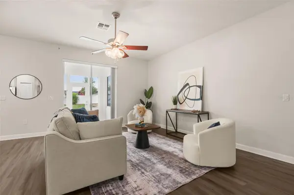 34004 ALAMEDA DR, Sorrento, FL 32776