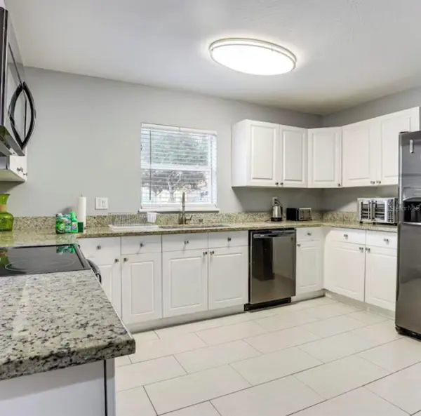 2704 CLUB CORTILE CIR, Kissimmee, FL 34746