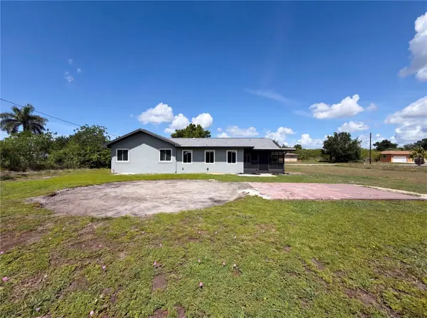 3260 PINETREE ST, Port Charlotte, FL 33952