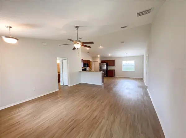 2005 ORANGE AVE, St Cloud, FL 34769