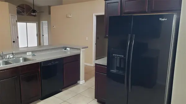 636 MAJESTY DR, Davenport, FL 33837