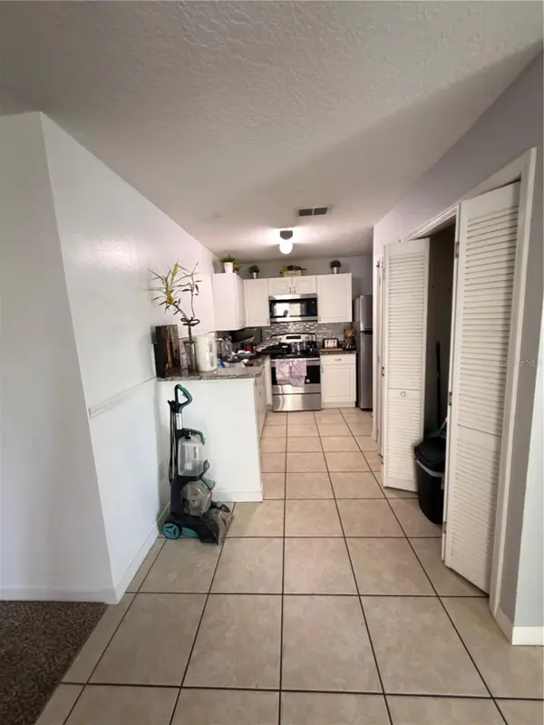 8819 GRAND PALMS CIR #A, Kissimmee, FL 34747