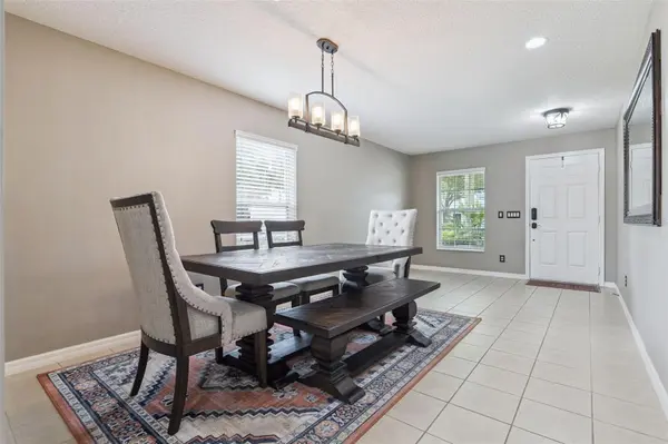 657 PREAKNESS CIR, Deland, FL 32724